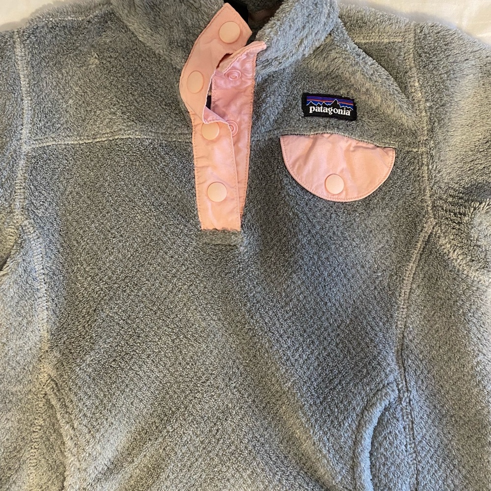 Patagonia Gray and Pink Fleece Pullover
